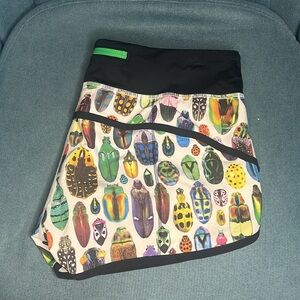 R A R E Lululemon 2015 Seawheeze Bugs Speed short, size 8.